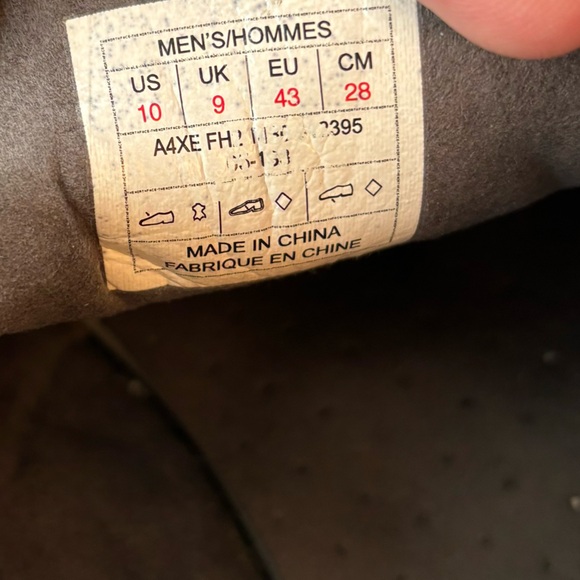 The North Face Base Camp Luxe Chukka suede boots | size 10 - Picture 6 of 6